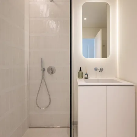 Premium Sea Views Luxury Penthouse By Inviting